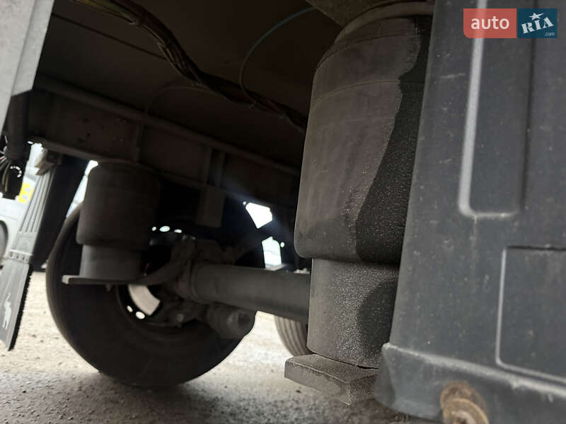 Изотермическая будка Schmitz Cargobull Cargobull 2014 в Киеве