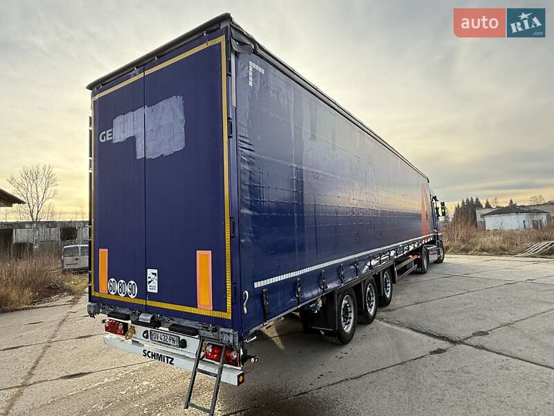 Тентованный борт (штора) - полуприцеп Schmitz Cargobull Cargobull 2015 в Надворной