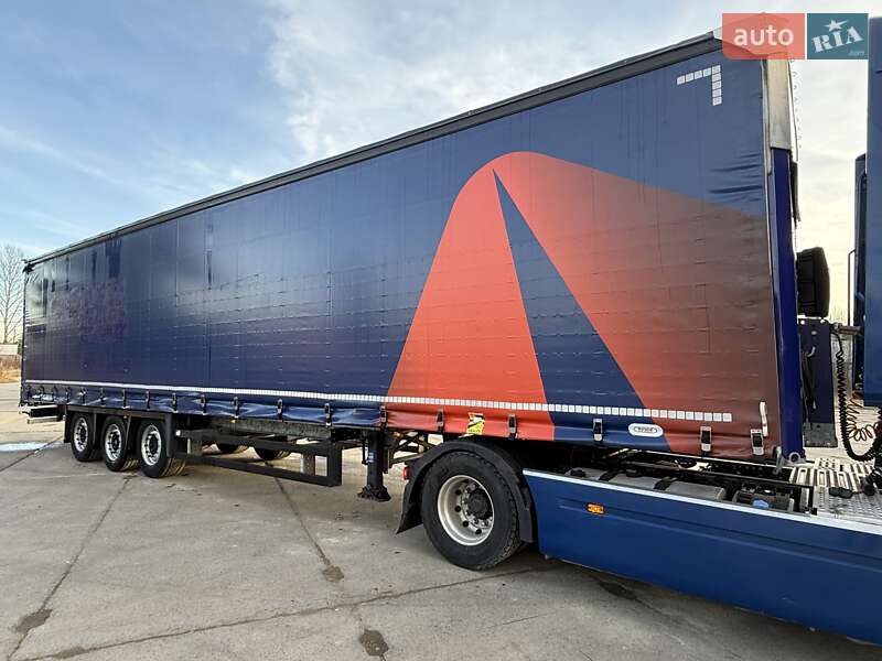 Тентованный борт (штора) - полуприцеп Schmitz Cargobull Cargobull 2015 в Надворной