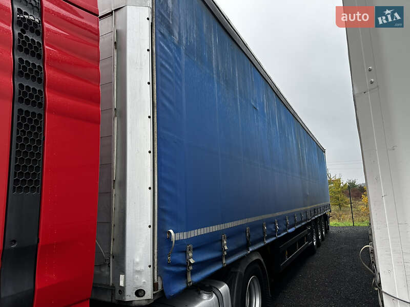 Тентованный борт (штора) - полуприцеп Schmitz Cargobull Cargobull 2011 в Умани фото 2 Тентованный борт (штора) - полуприцеп Schmitz Cargobull Cargobull 2011 в Умани