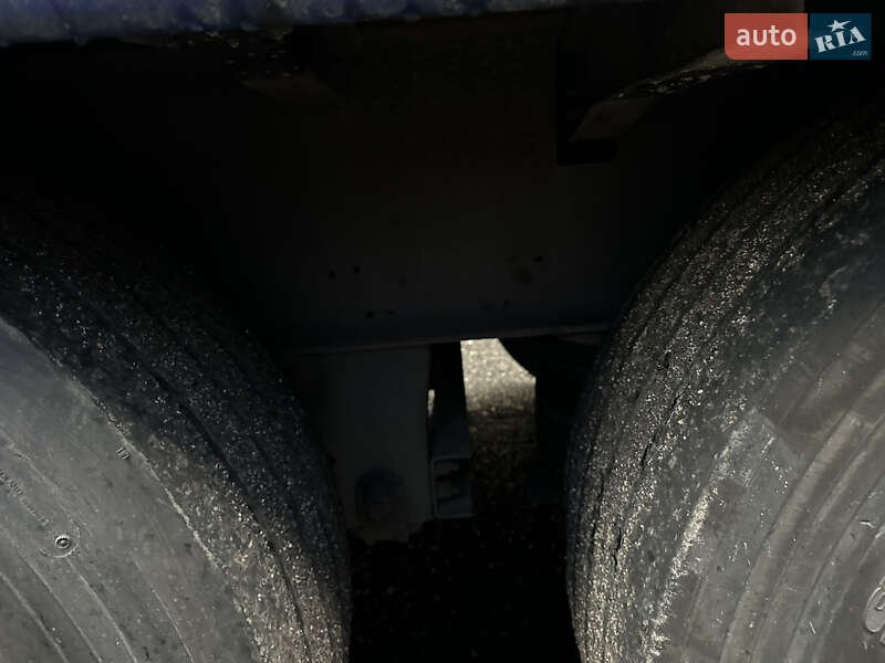 Тентованный борт (штора) - полуприцеп Schmitz Cargobull Cargobull 2011 в Умани фото 13 Тентованный борт (штора) - полуприцеп Schmitz Cargobull Cargobull 2011 в Умани