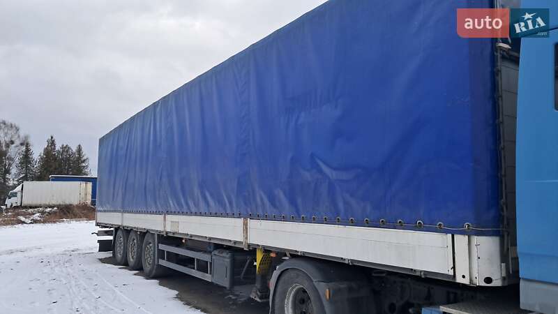 Бортовий напівпричіп Schmitz Cargobull Cargobull 2004 в Ратному