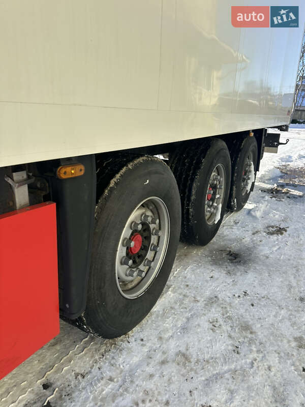 Рефрижератор полуприцеп Schmitz Cargobull Cargobull 2005 в Тернополе