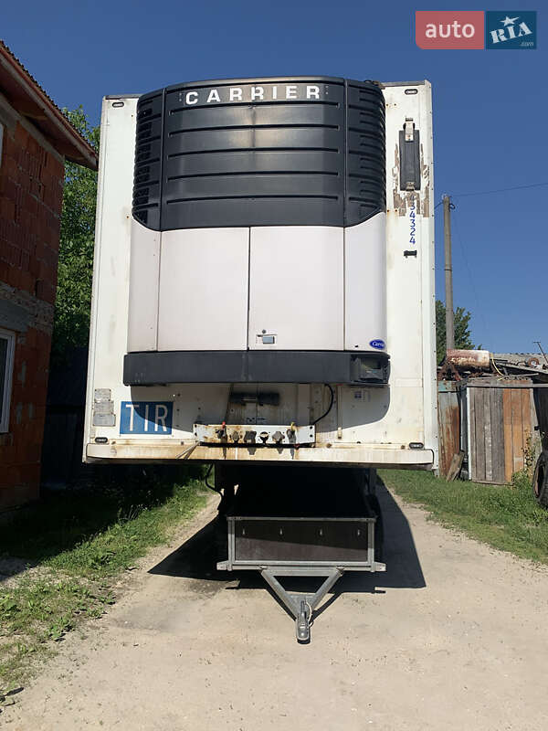 Рефрижератор полуприцеп Schmitz Cargobull Cargobull 2004 в Бродах