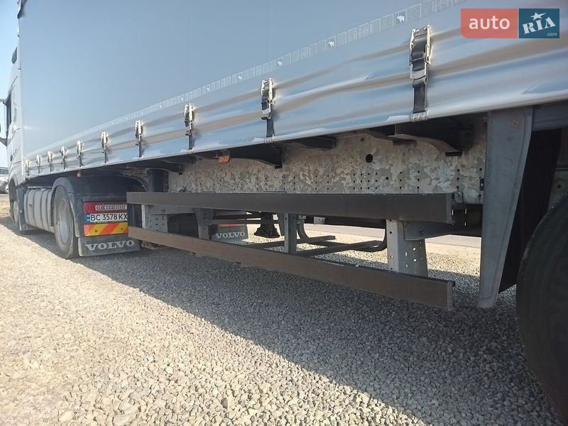 Тентованный борт (штора) - полуприцеп Schmitz Cargobull Cargobull 2015 в Львове