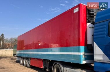 Рефрижератор полуприцеп Schmitz Cargobull Cargobull 2011 в Черновцах