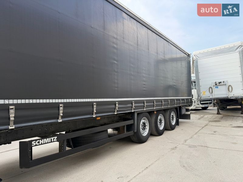 Тентованный борт (штора) - полуприцеп Schmitz Cargobull Cargobull 2013 в Львове