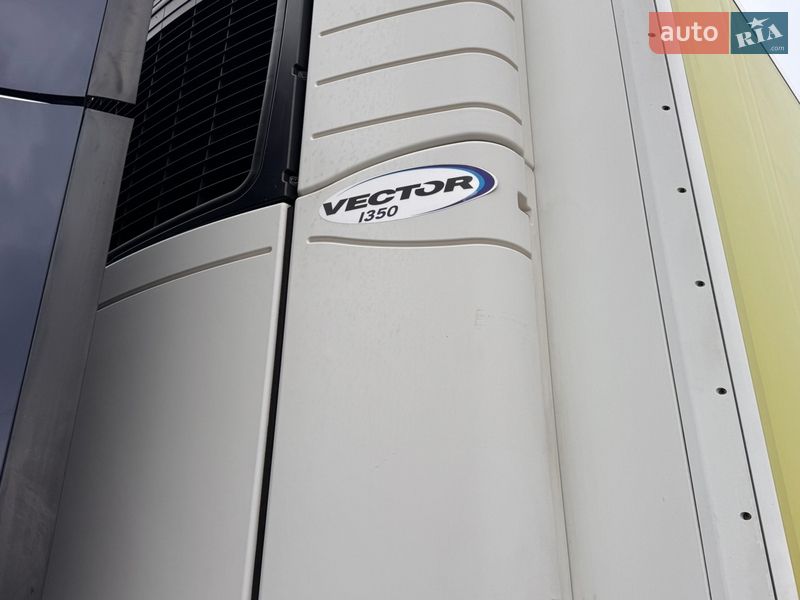 Рефрижератор полуприцеп Schmitz Cargobull Cargobull 2015 в Черновцах