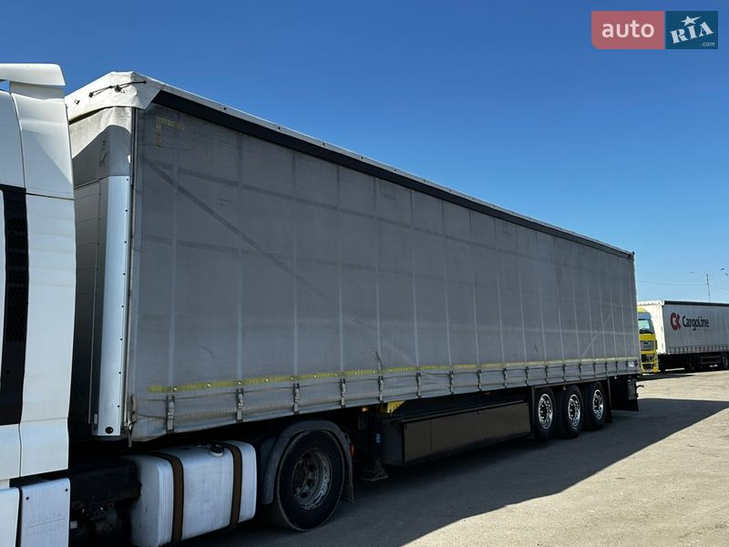 Тентованный борт (штора) - полуприцеп Schmitz Cargobull Cargobull 2015 в Умани
