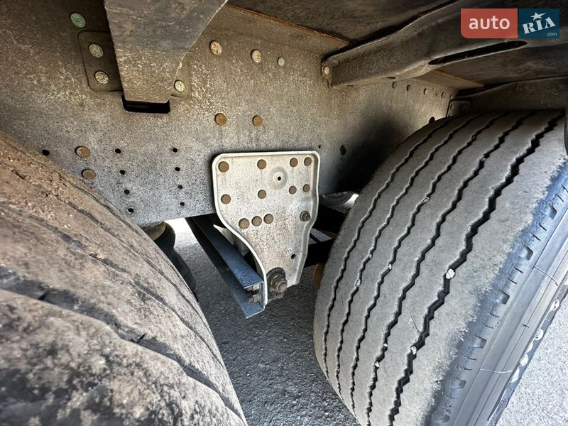 Тентованный борт (штора) - полуприцеп Schmitz Cargobull Cargobull 2015 в Умани