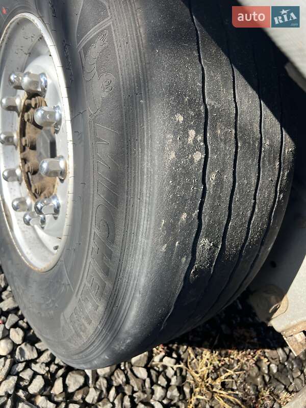 Тентований борт (штора) - напівпричіп Schmitz Cargobull Gotha 2007 в Хусті