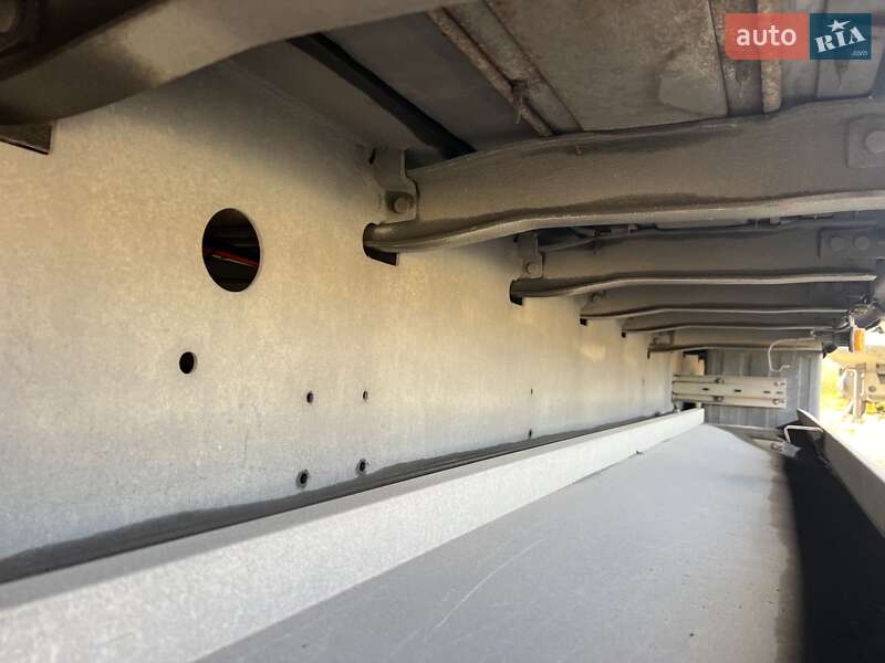 Тентований борт (штора) - напівпричіп Schmitz Cargobull Gotha 2007 в Хусті