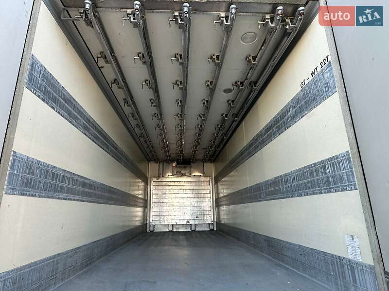 Рефрижератор Schmitz Cargobull KO 2007 в Луцке