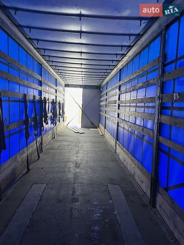 Тентованный борт (штора) - полуприцеп Schmitz Cargobull Mega 2013 в Дрогобыче