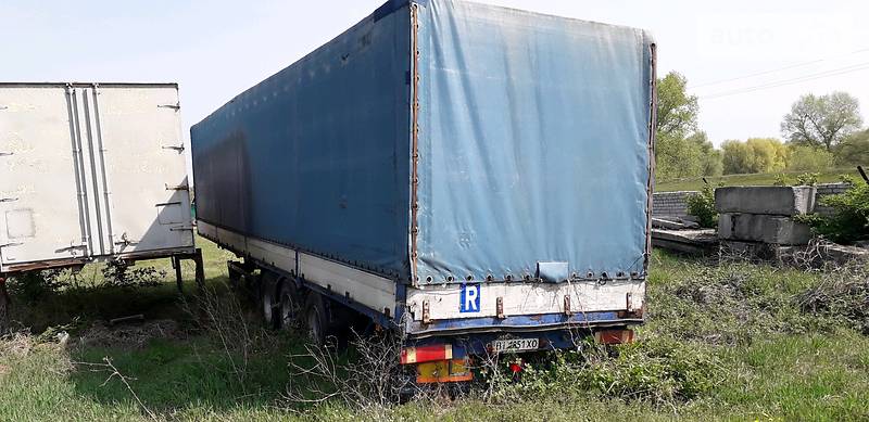 Бортовий напівпричіп Schmitz Cargobull ROR 1997 в Кременчуці