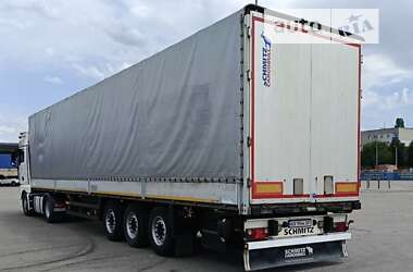 Бортовой полуприцеп Schmitz Cargobull S01 2008 в 