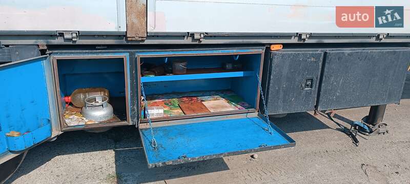 Бортовой полуприцеп Schmitz Cargobull S01 2008 в Ужгороде