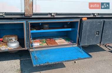 Бортовой полуприцеп Schmitz Cargobull S01 2008 в 