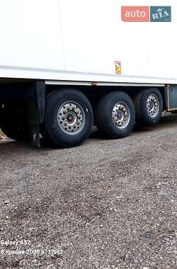 Рефрижератор полуприцеп Schmitz Cargobull S01 2000 в 