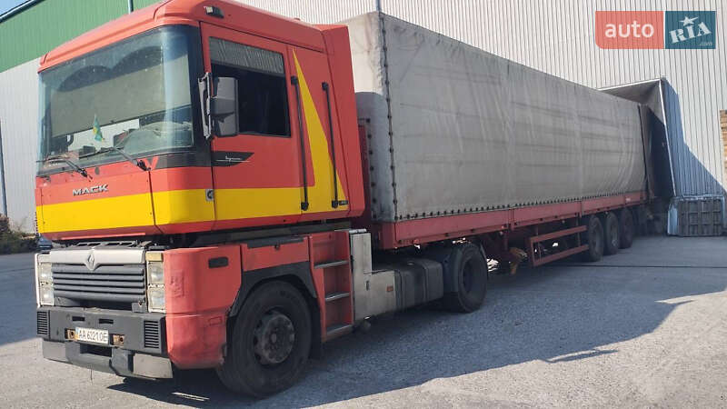 Schmitz Cargobull S01 1999