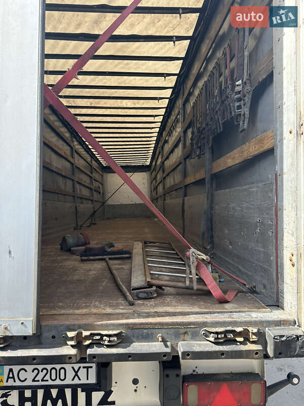 Тентований борт (штора) - напівпричіп Schmitz Cargobull S01 2003 в Луцьку