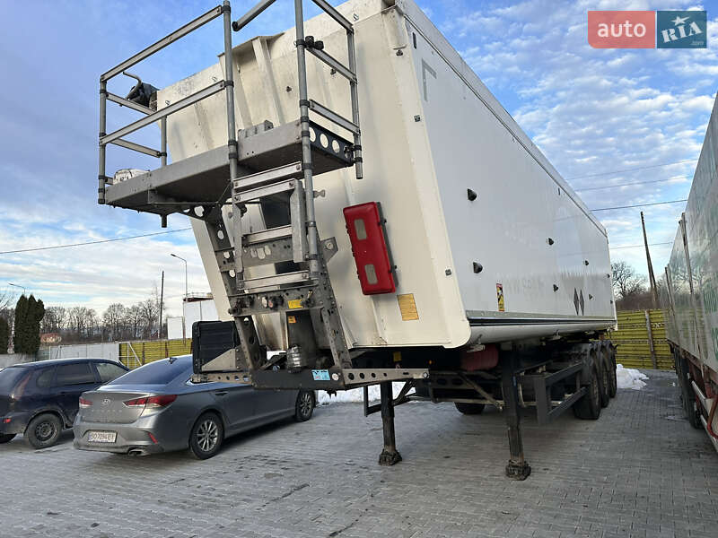 Зерновоз - причіп Schmitz Cargobull S3 2015 в Теребовлі
