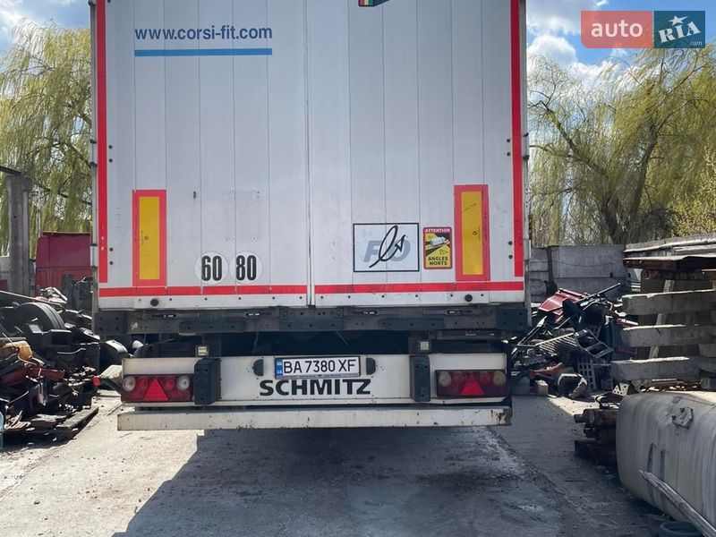 Schmitz Cargobull S3 2011