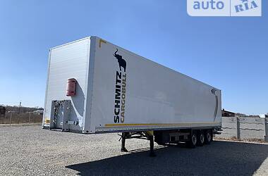 Фургон полуприцеп Schmitz Cargobull SAF 2012 в Виннице