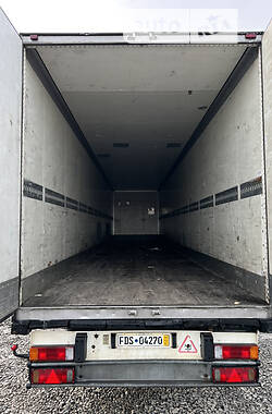 Ізотермічна будка Schmitz Cargobull SAF 2000 в Ковелі