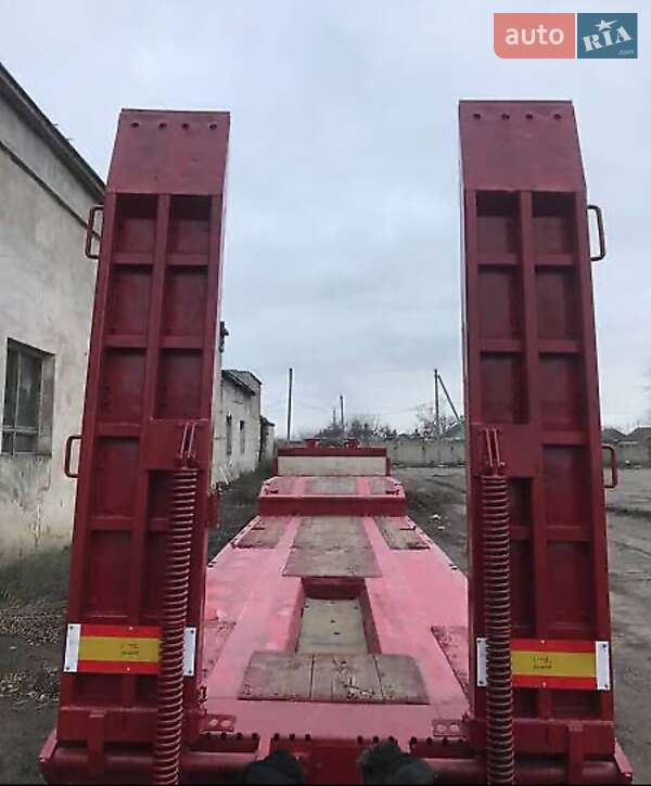 Низкорамная платформа Schmitz Cargobull SAF 2008 в Виннице