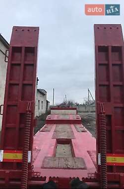 Низкорамная платформа Schmitz Cargobull SAF 2008 в 