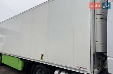 Рефрижератор полуприцеп Schmitz Cargobull SAF 2012 в 