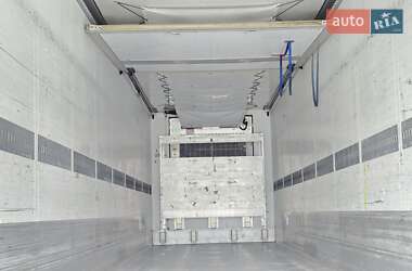 Рефрижератор полуприцеп Schmitz Cargobull SAF 2011 в 