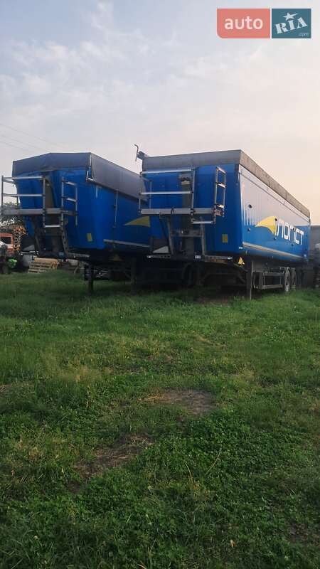 Зерновоз - напівпричіп Schmitz Cargobull SAF 2013 в Ніжині