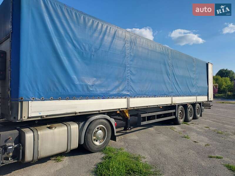 Тентований борт (штора) - напівпричіп Schmitz Cargobull SAF 2005 в Березані