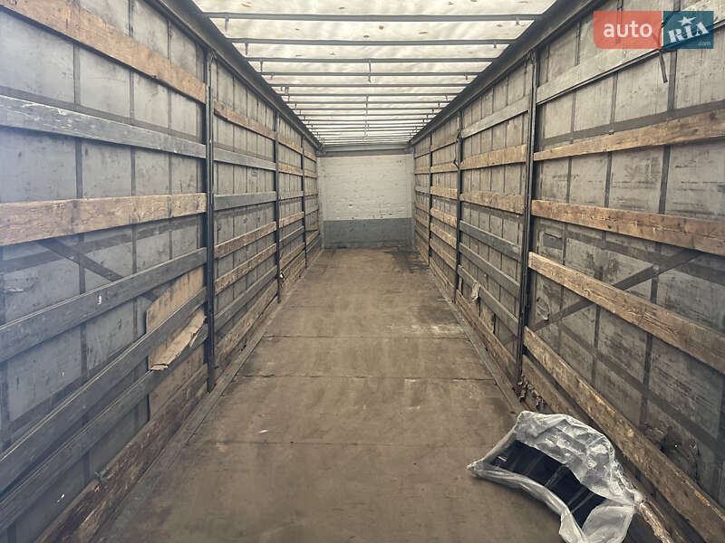 Тентованный борт (штора) - полуприцеп Schmitz Cargobull SAF 2008 в Черновцах