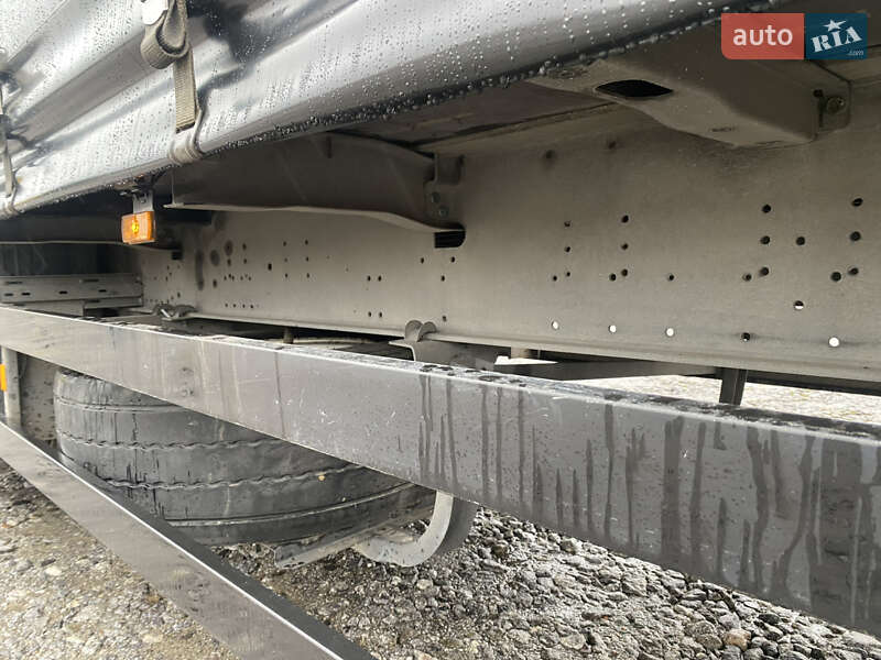 Тентований борт (штора) - напівпричіп Schmitz Cargobull SAF 2015 в Вінниці