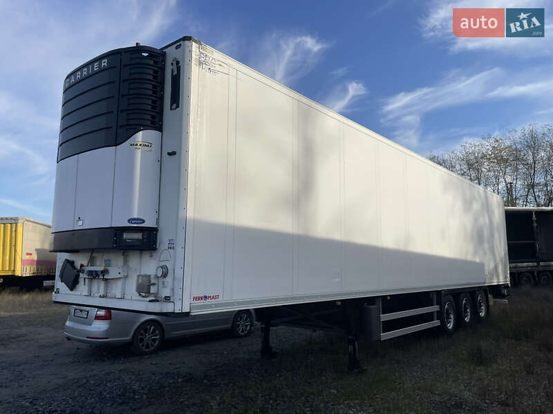 Рефрижератор напівпричіп Schmitz Cargobull SAF 2012 в Вінниці