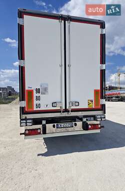Рефрижератор полуприцеп Schmitz Cargobull SCB S3B 2012 в 