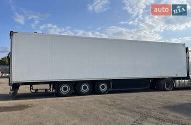 Рефрижератор полуприцеп Schmitz Cargobull SCB S3B 2015 в 