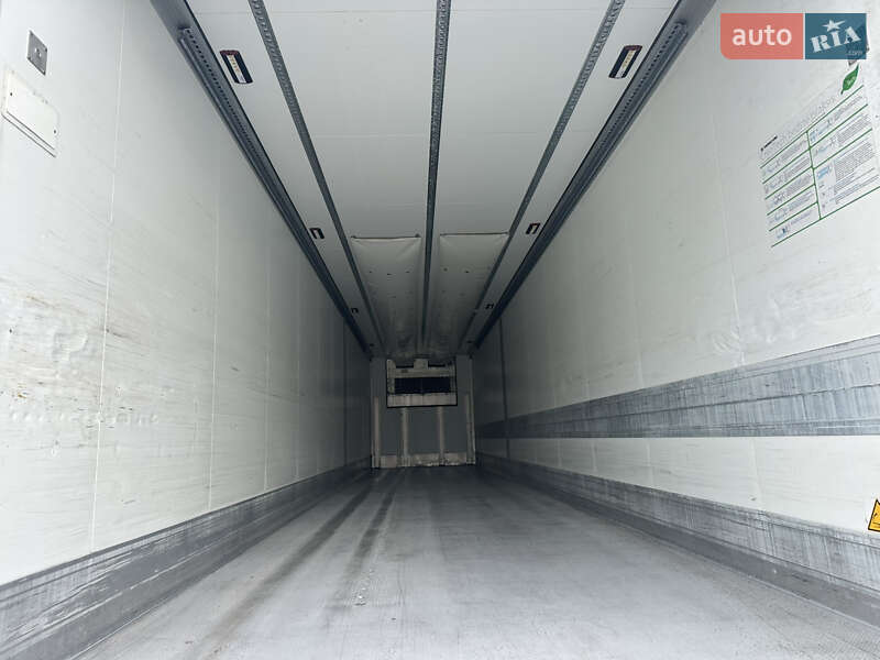 Рефрижератор полуприцеп Schmitz Cargobull SCB S3B 2016 в Луцке фото 24 Рефрижератор полуприцеп Schmitz Cargobull SCB S3B 2016 в Луцке