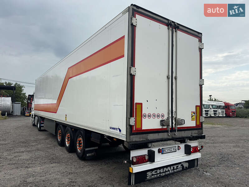 Рефрижератор напівпричіп Schmitz Cargobull SCB S3B 2013 в Львові
