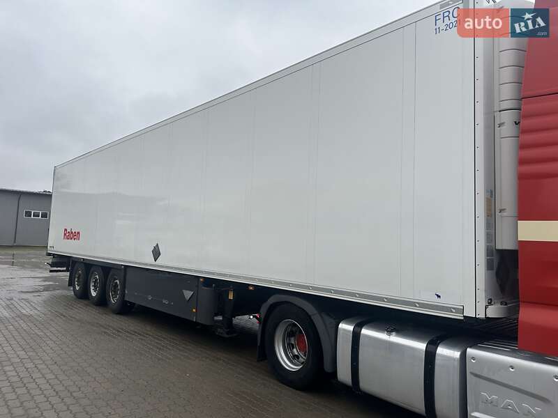 Рефрижератор полуприцеп Schmitz Cargobull SCB S3B 2015 в Калуше