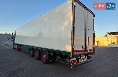 Рефрижератор напівпричіп Schmitz Cargobull SCB S3B 2015 в 