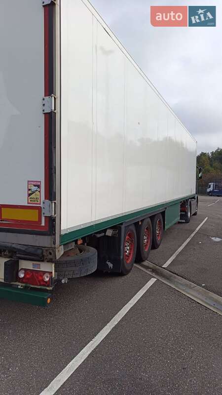 Schmitz Cargobull SCB S3B 2015
