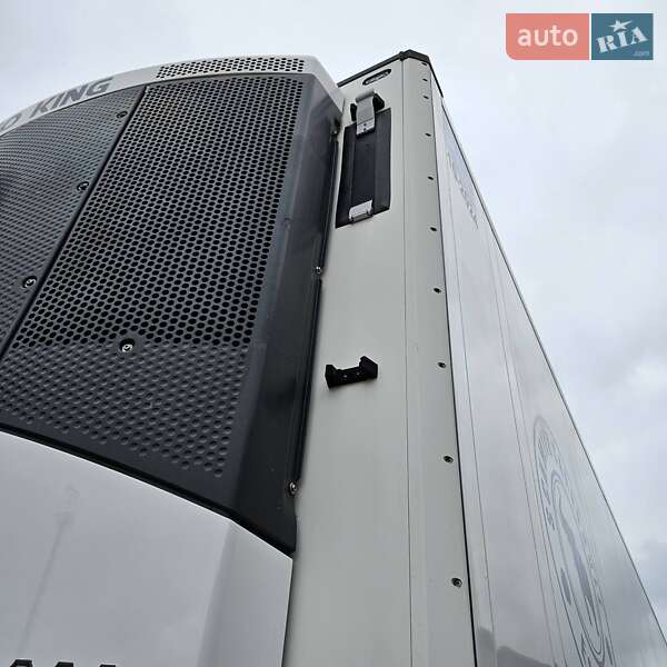 Рефрижератор полуприцеп Schmitz Cargobull SCB S3B 2013 в Кривом Роге