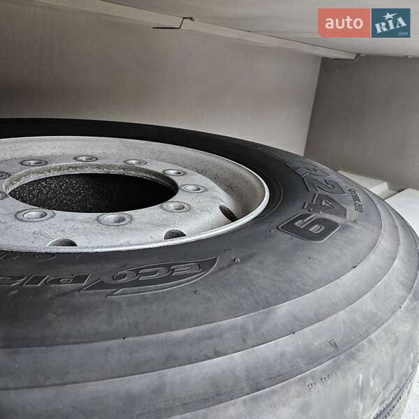 Рефрижератор полуприцеп Schmitz Cargobull SCB S3B 2013 в Кривом Роге