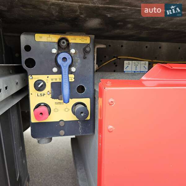 Рефрижератор полуприцеп Schmitz Cargobull SCB S3B 2013 в Кривом Роге