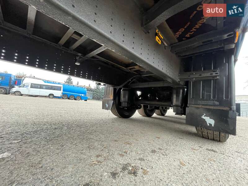 Тентований борт (штора) - напівпричіп Schmitz Cargobull SCB S3B 2015 в Запоріжжі