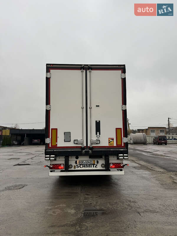 Рефрижератор напівпричіп Schmitz Cargobull SCB S3B 2017 в Києві